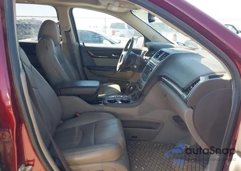 2016 GMC Acadia Denali z USA, uszkodzony, nr VIN 1GKKVTKD8GJ100335